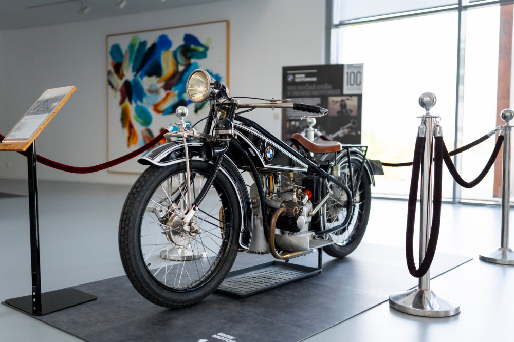 BMW R 32